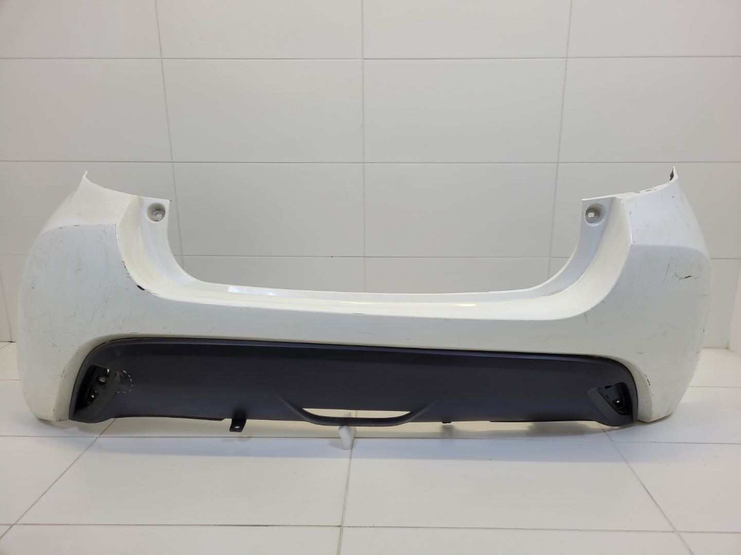 bumper rear Toyota Yaris XP130 2nd facelift 2018