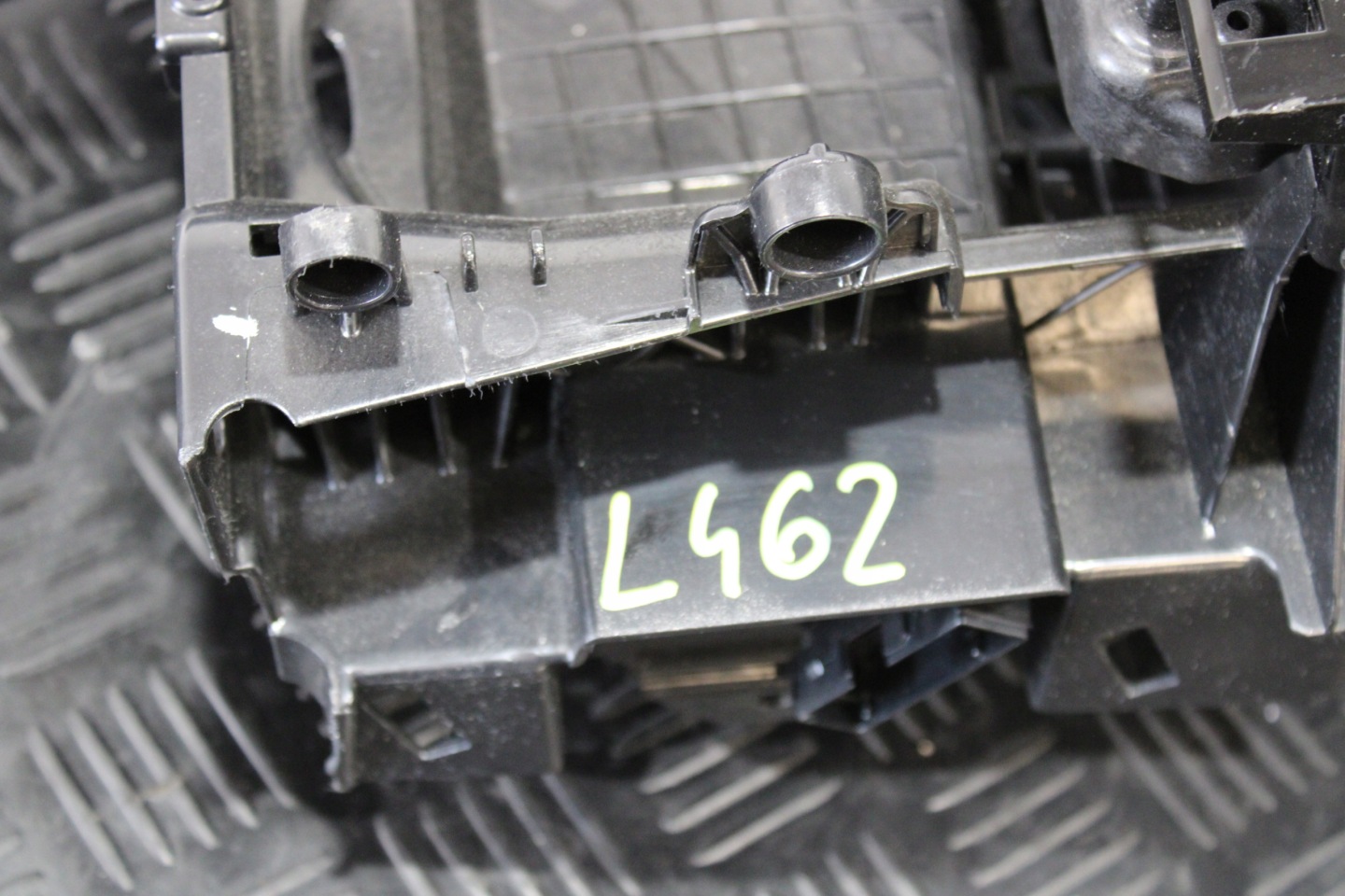 TUNEL central armrest LAND ROVER DISCOVERY V 5 L462