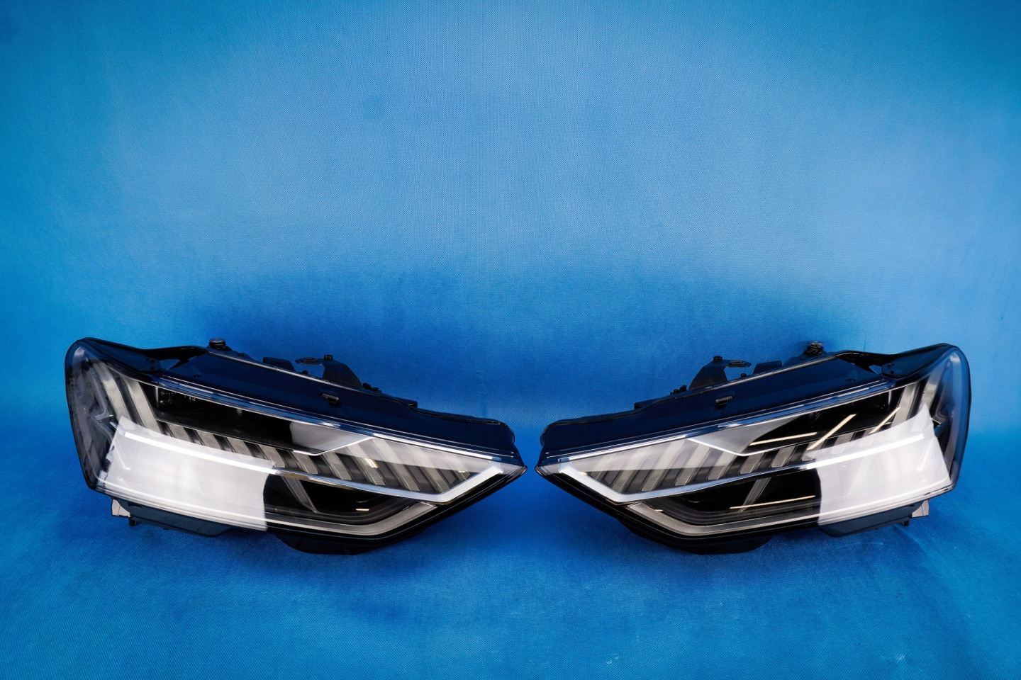 head lights front HD MATRIX Audi A7 S7 4K8 komplet 4K8941035F 4K8941036F