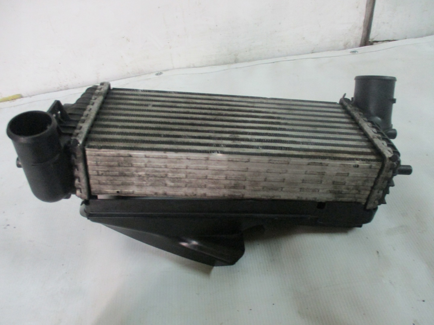 Kühler intercooler Focus MK3 1,6 TDCI BV61-9L440-CG