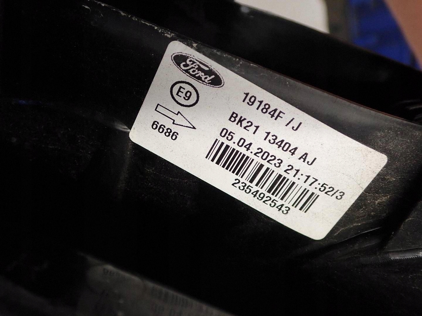 light rear part rear right FORD CUSTOM 2013- BK2113404AJ