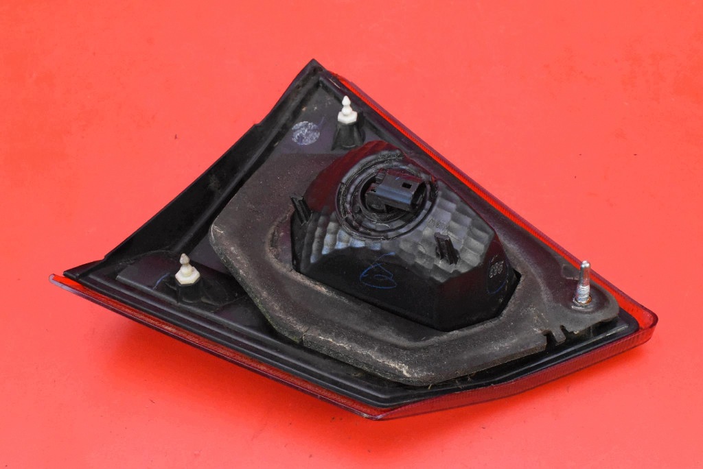 light left rear part rear 132-18097 SUZUKI VITARA 3 III LY 14-18