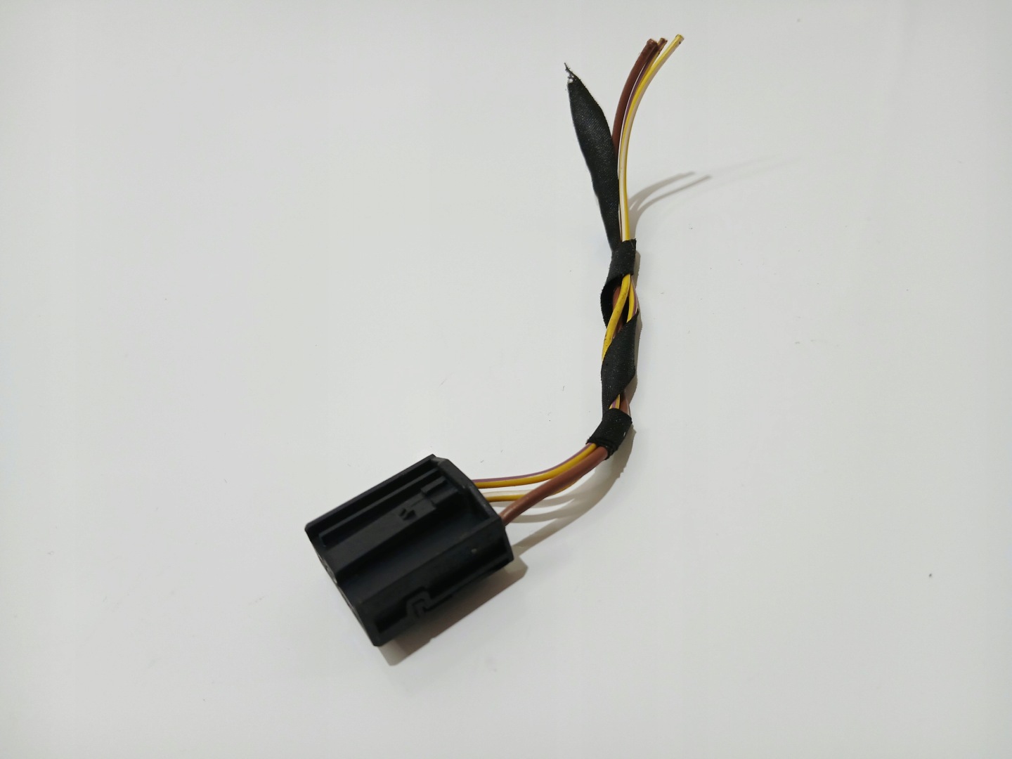 KOSTKA lights to the bonnet boot rear part BMW X1 E84 LCI