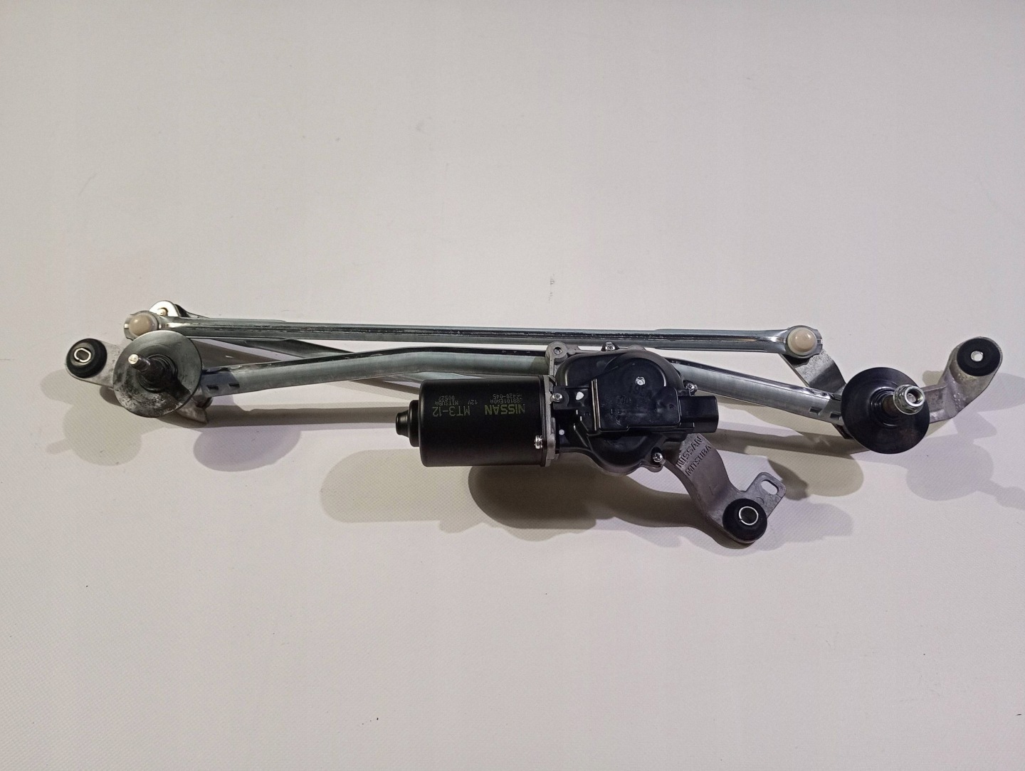 wiper mechanism mini motor front complete Nissan 370Z Cabrio 2009