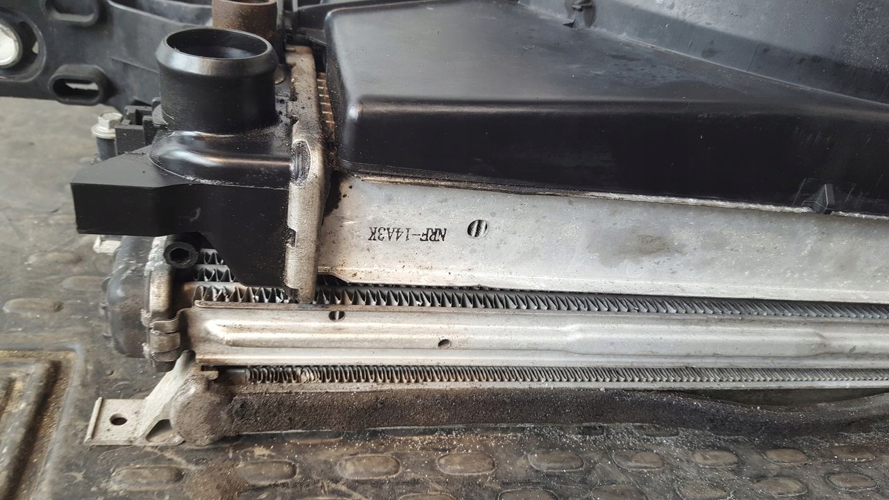 hüttök ventilátor Volvo S80 2,4T