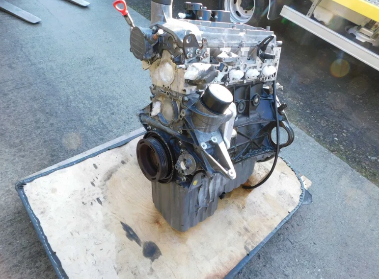 Mercedes Sprinter 906 2.2 cdi 646 engine for BITURBO 150 koni nice BDB