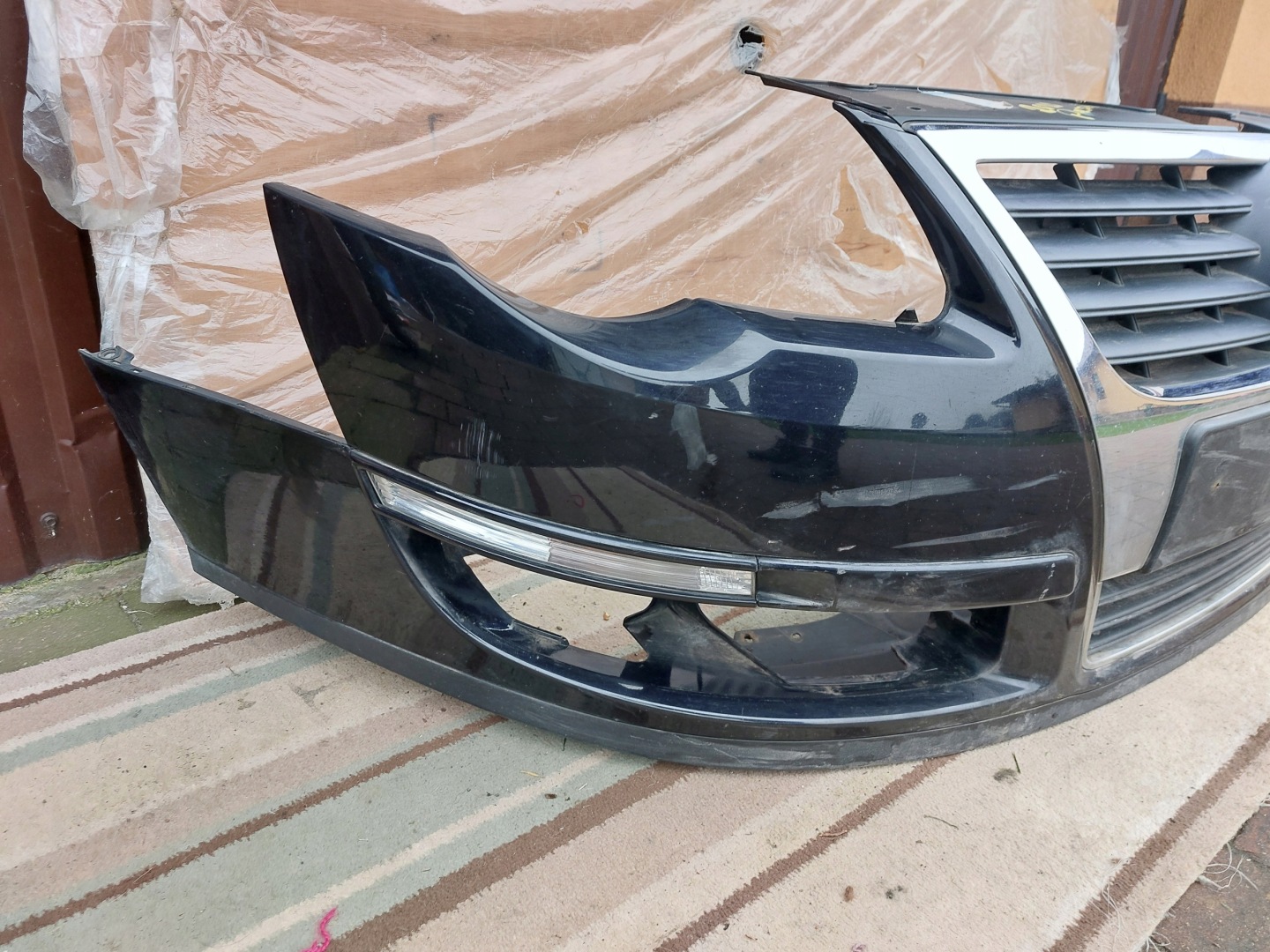 bumper front VW PASSAT B6 black 10r