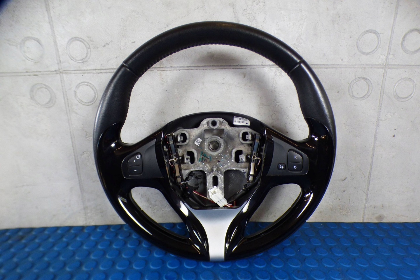Renault Clio IV lenkrad Leder 484007003R