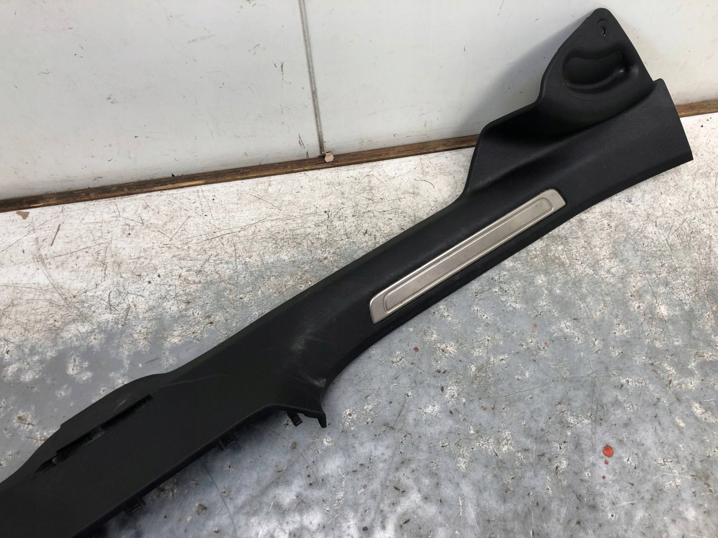 moulding cap threshold left VW PASSAT B8 KOMBI 3G0853371M