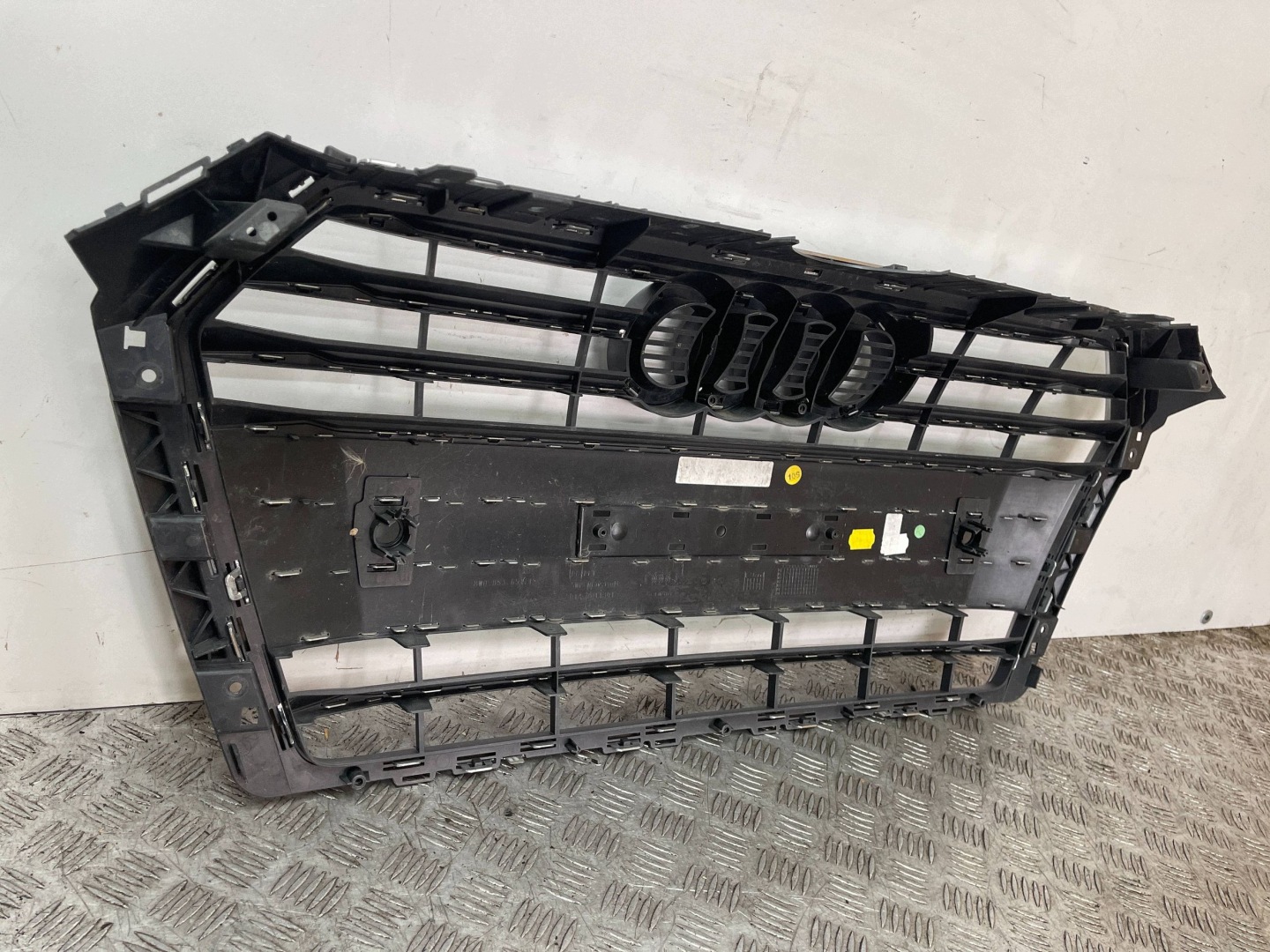 grille radiator grill AUDI A4 B9 15- 8W0853651BR