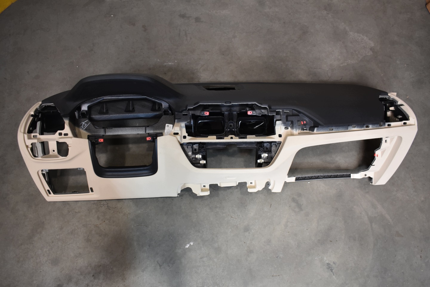 IDEALNA Console BMW G01 G02 1