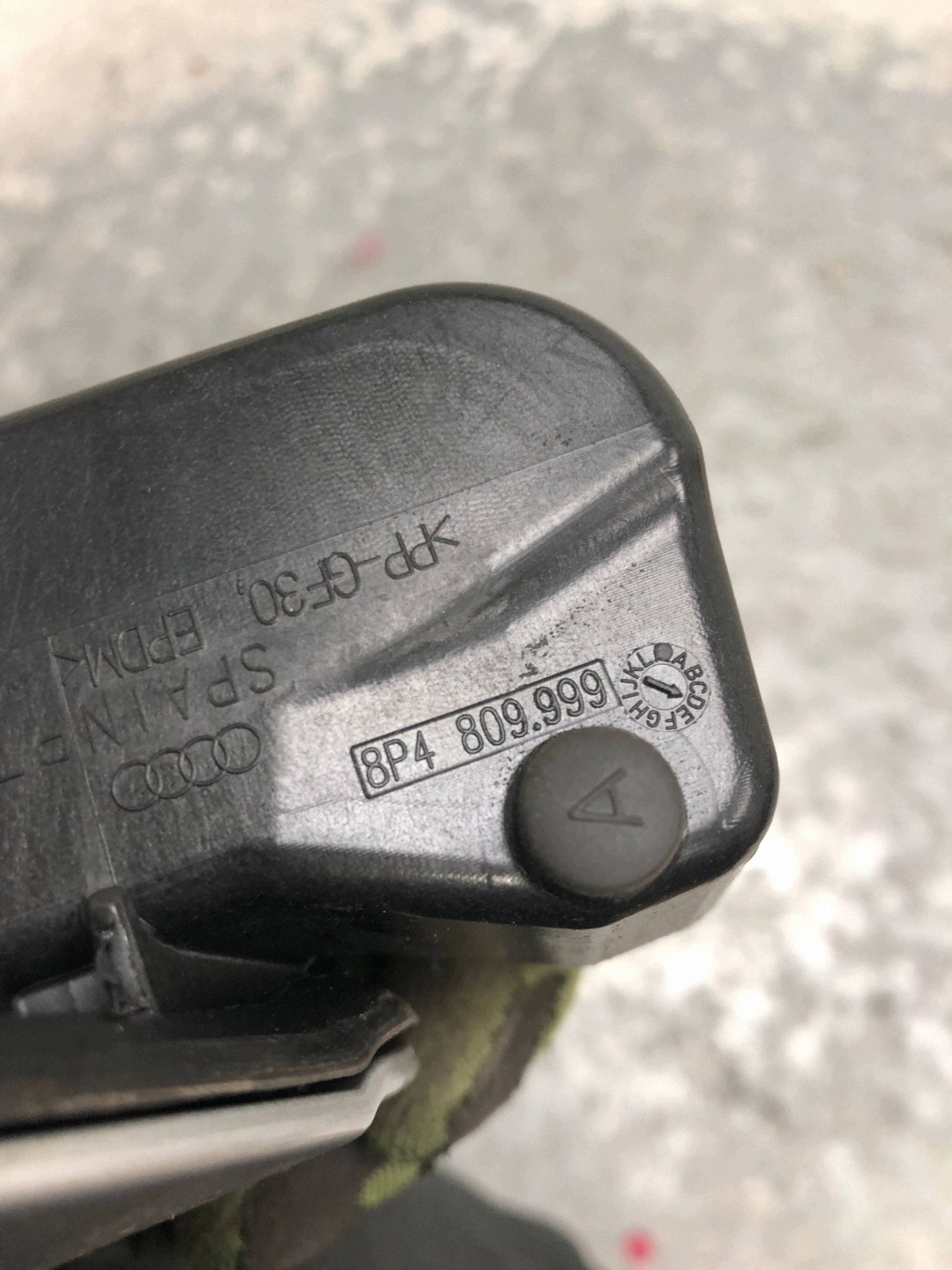 tankklappe des kraftstoffsbehälters LX7W AUDI A3 8P 5d LIFT 8P4809999