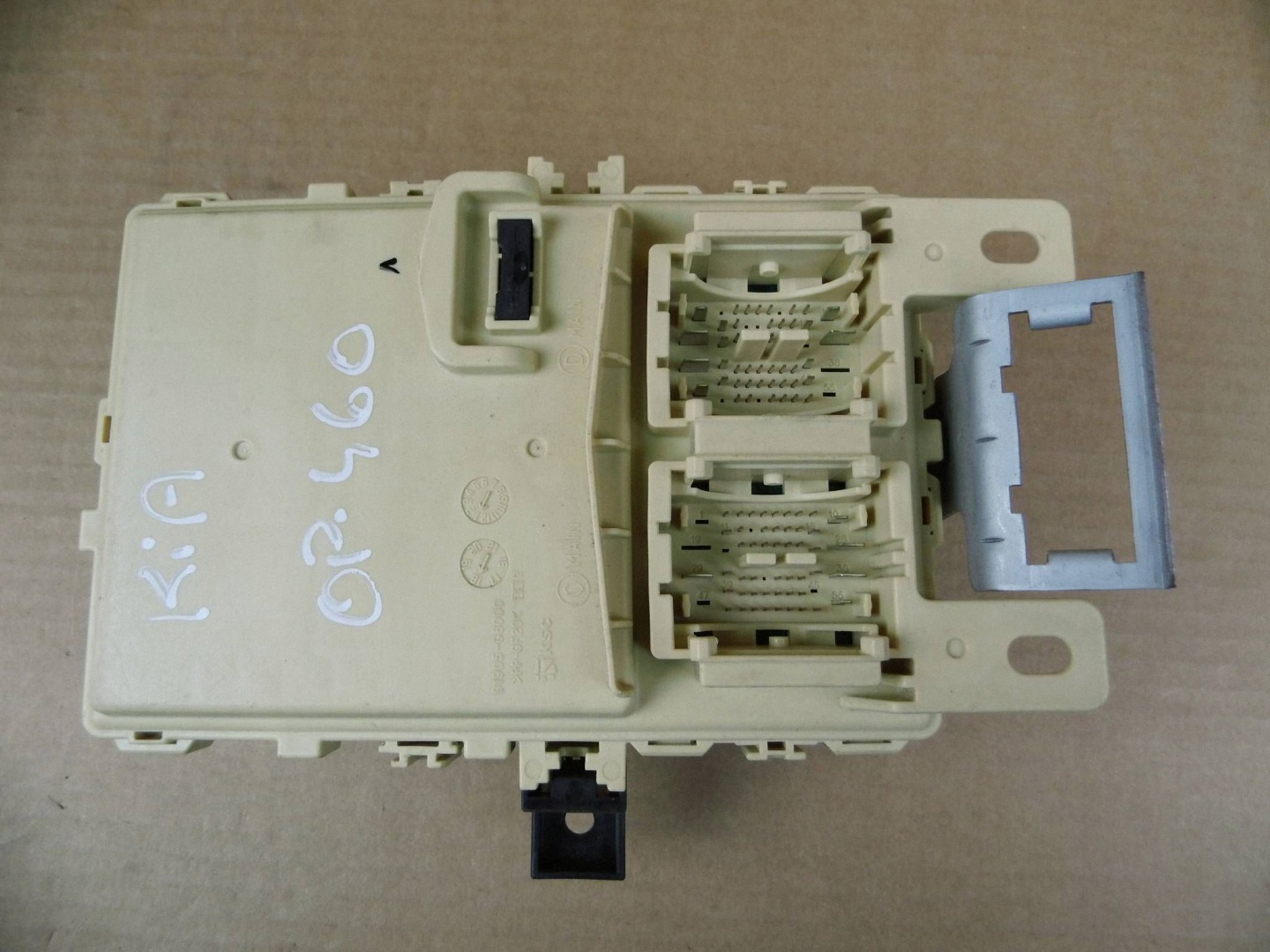 Kia Stonic control unit module 91950H8570 91950-H8570