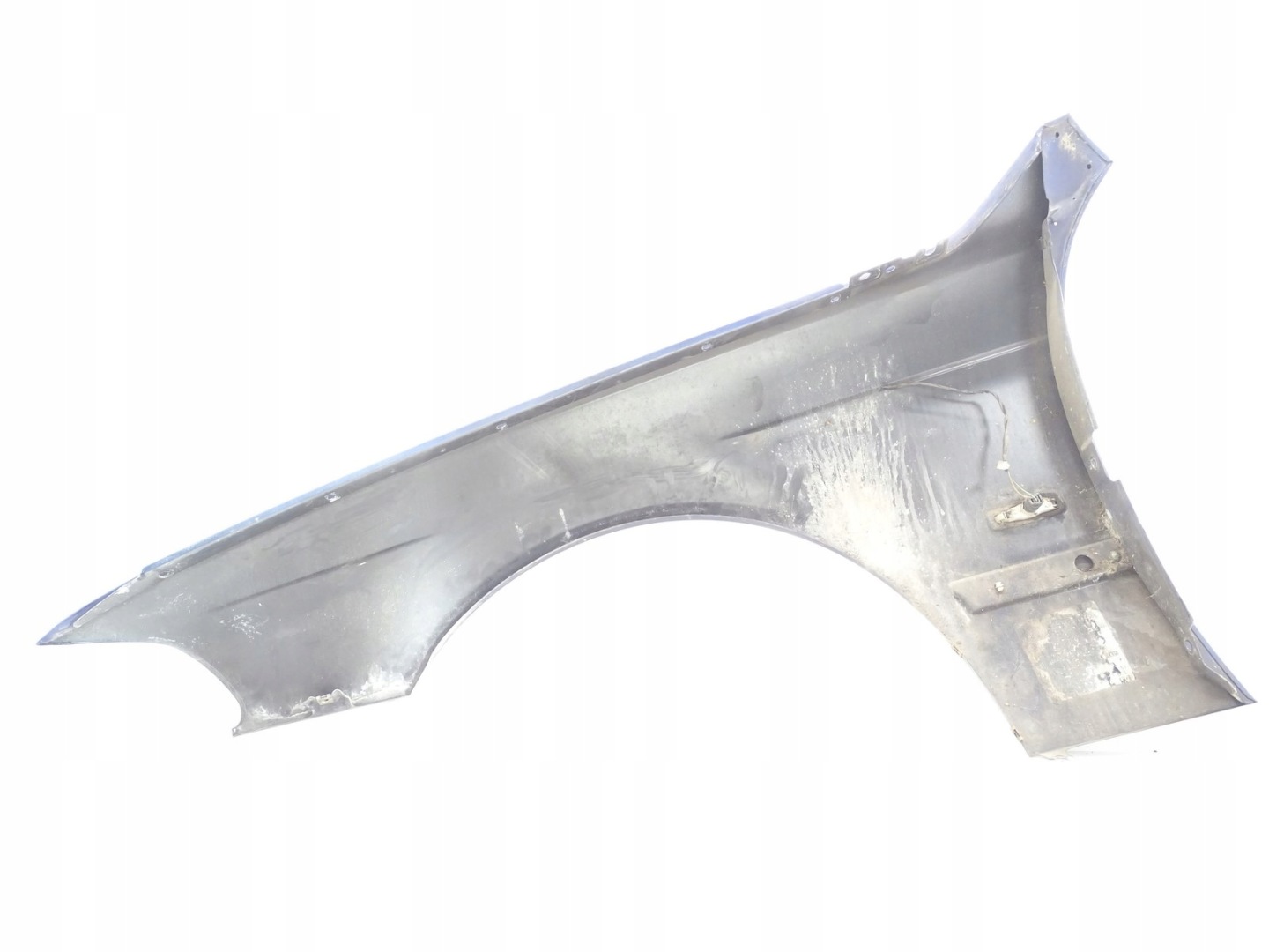 blatník pravý předek přední BMW 5 E39 LIFT 2001-2003