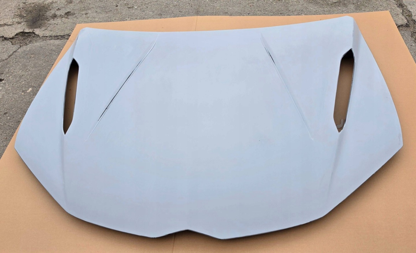 Lamborghini Urus Perfomante CARBON bonnet
