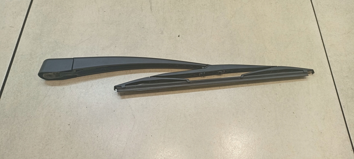 wischerarm heck MAZDA 3 5D 1.6 MZ-CD 33493