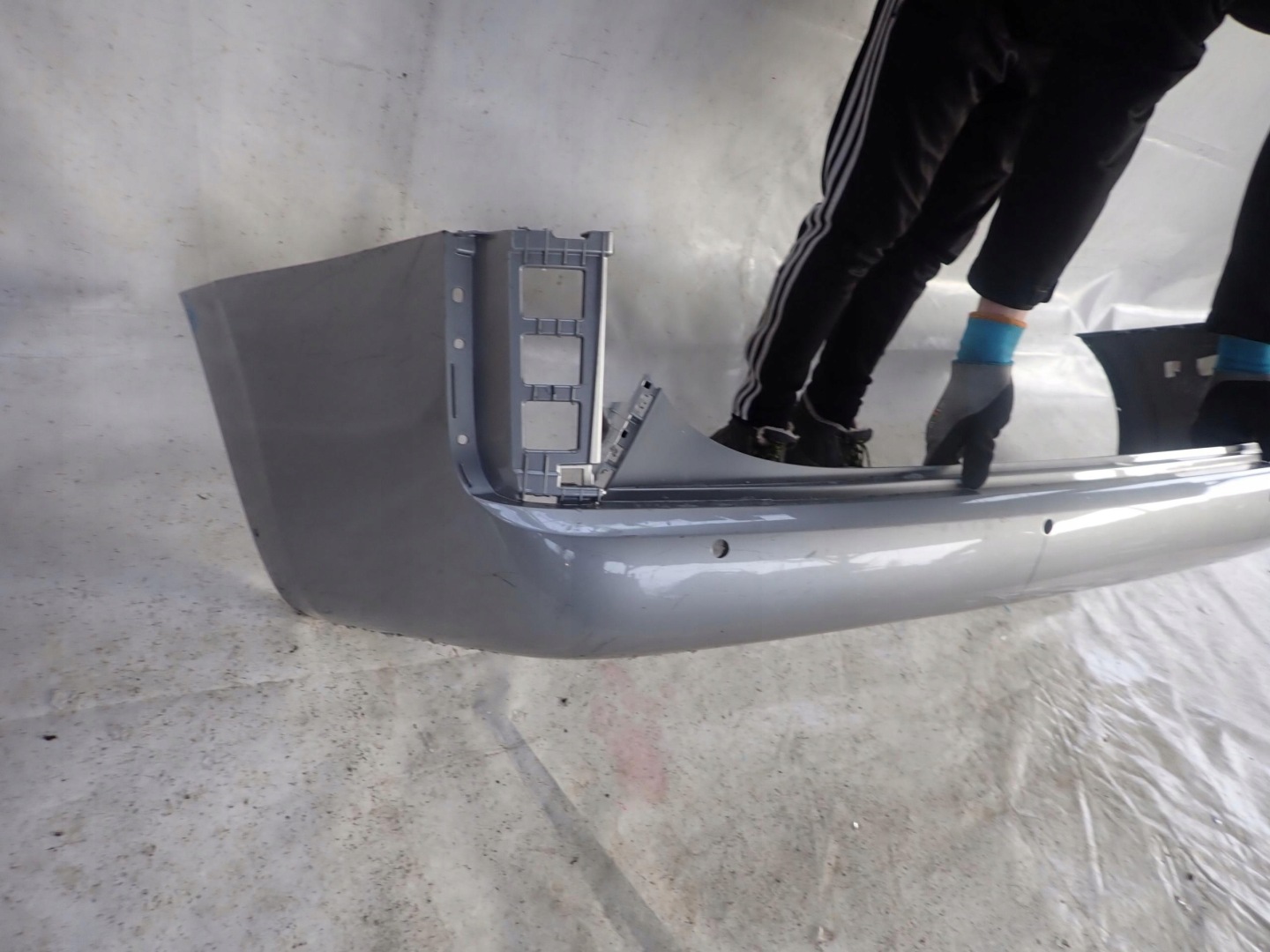 HYUNDAI STARIA 21-> bumper rear part rear PDC