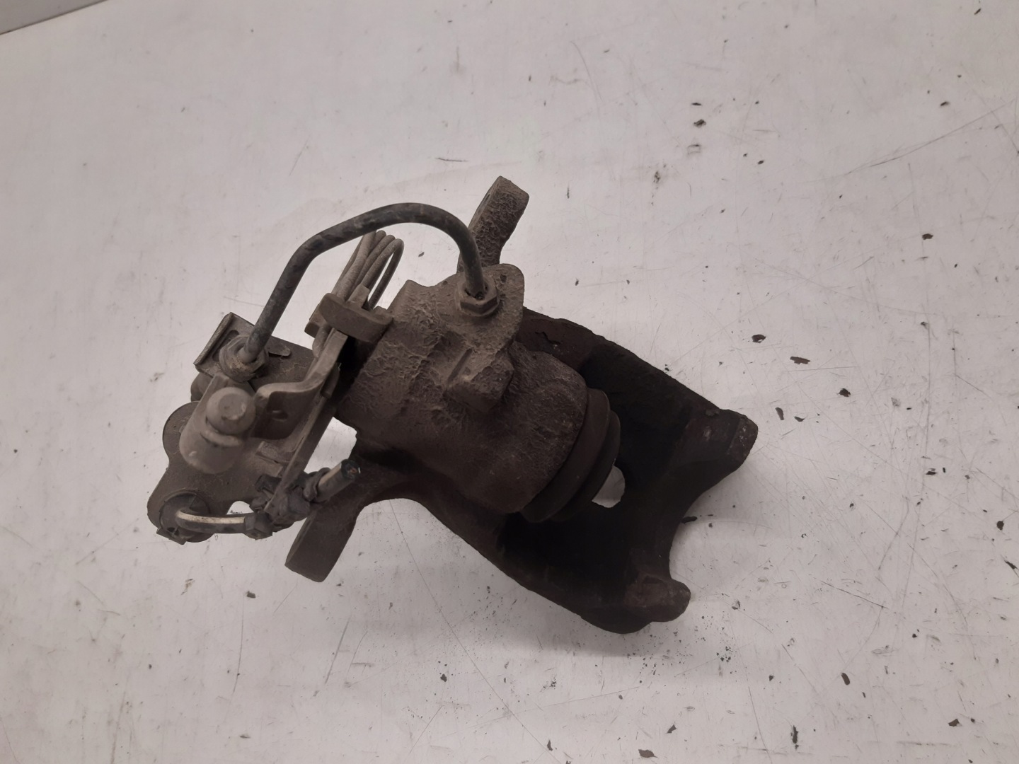 caliper right rear part VW Caddy IV 2K5 1,2 TSI