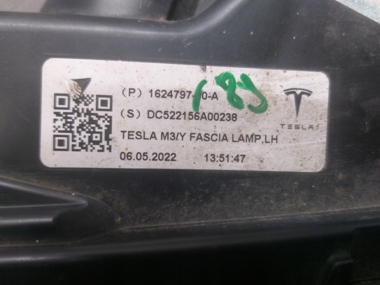 NEBELSCHEINWERFER LINKS TESLA III 3 Y LED 1624797-00-A