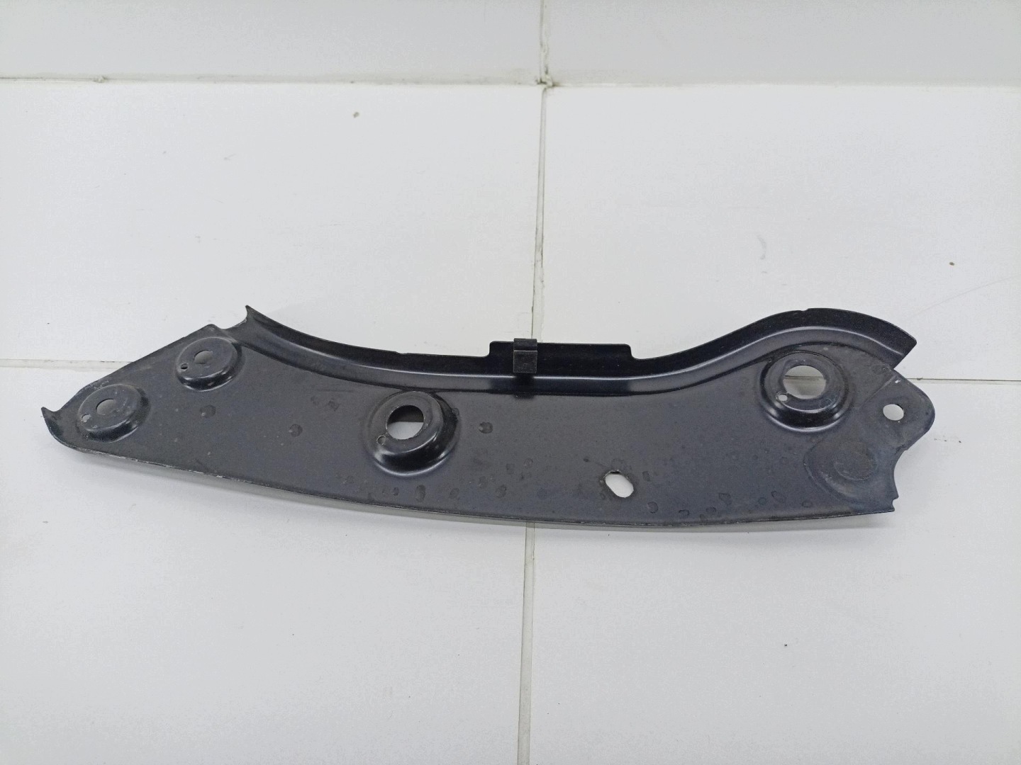 holder lights right side Volkswagen Touran 2nd facelift 2011