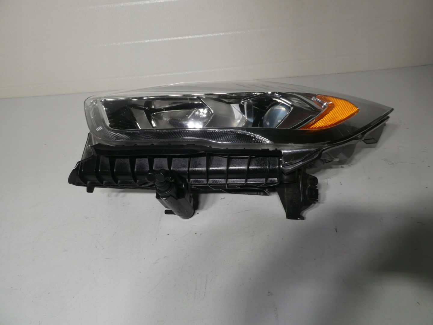 FORD KUGA II mk2 light front front left GV41-13W030-CF