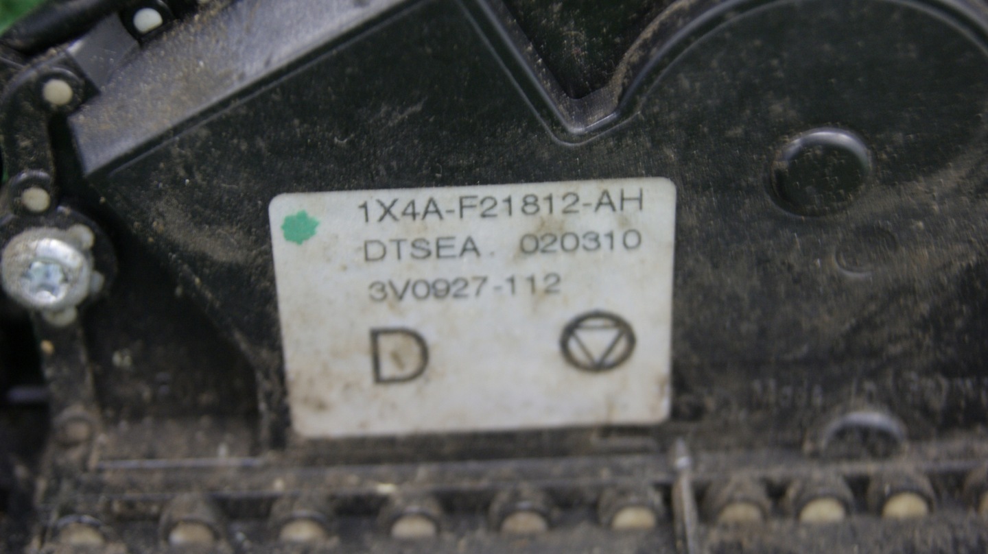 lock door right front JAGUAR X-TYPE 8+2 PIN 1X4A-F21812-AH