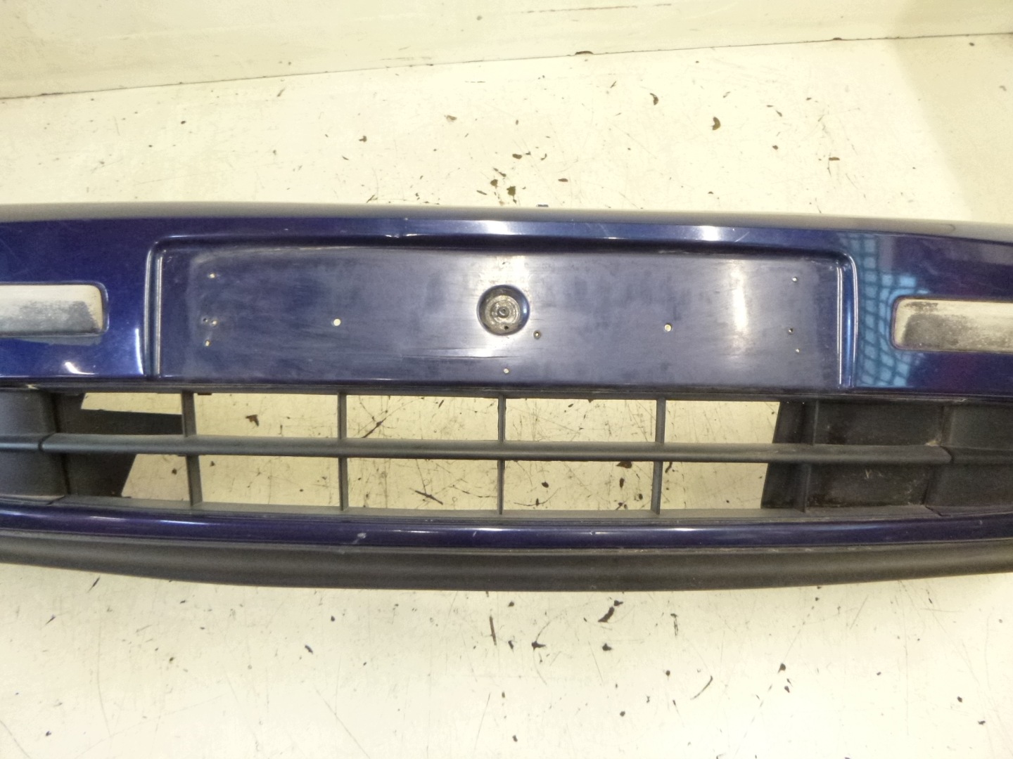 front bumper front Renault Laguna II 2004 TED44 8200009697 2004r.