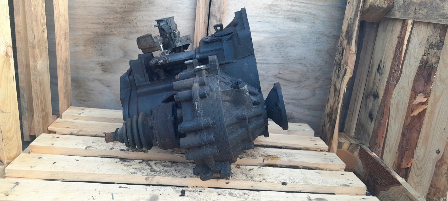 CAMBIO manuale KOD CHA VW PASSAT B3 1.9TD GDANSK