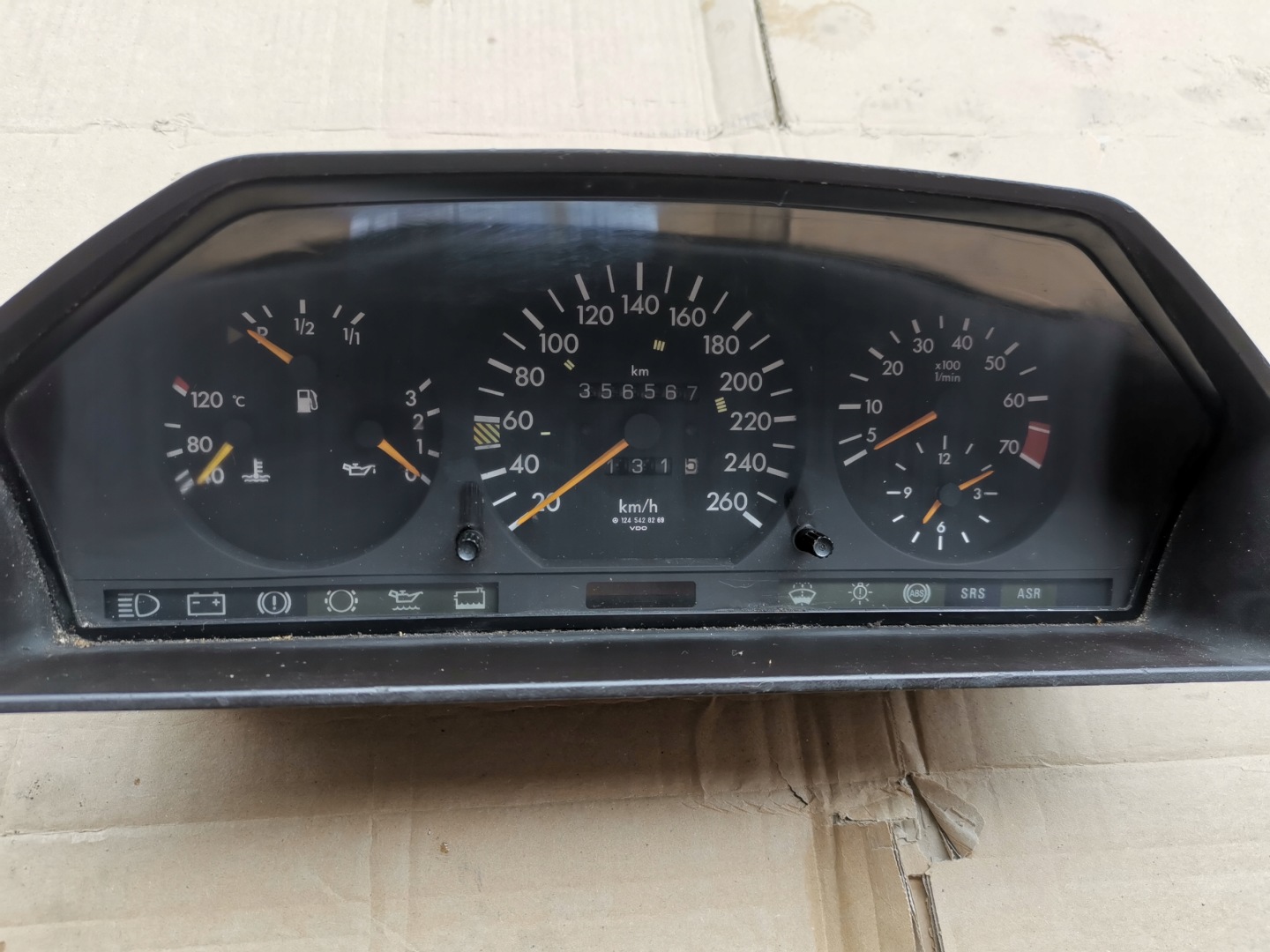 mercedes w124 dials asd 4matic 3,0 petrol 4x4