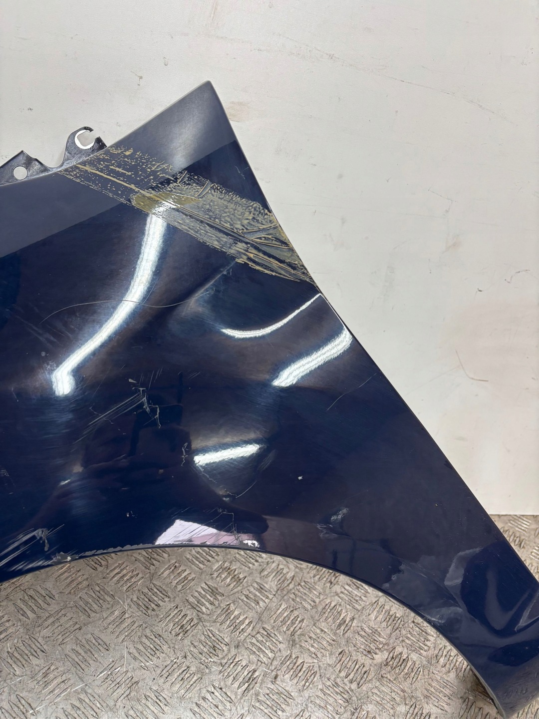 fender front front left FORD FIESTA MK7 09