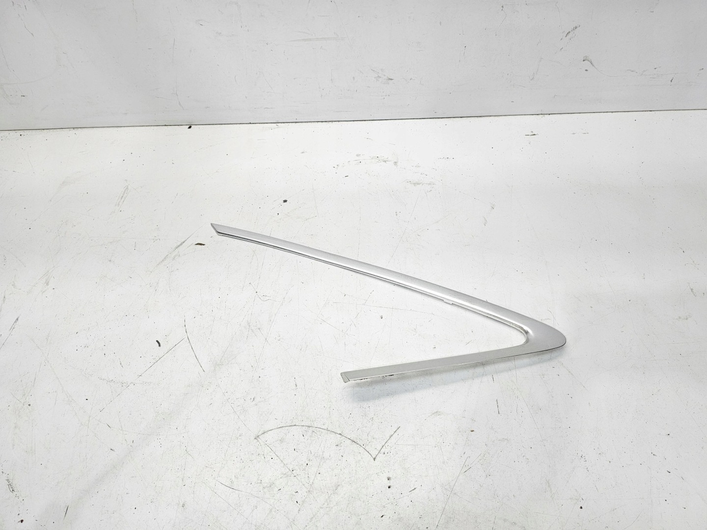 moulding bodywork windows left rear part AUDI A3 8V5 sedan 8V5853345B CHROM