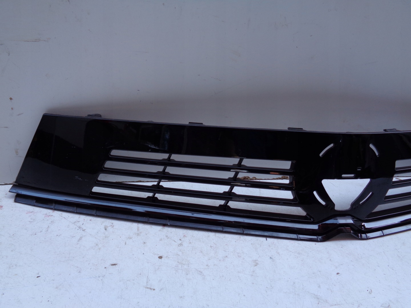 Grille OPEL ASTRA VI L 22- NR 52078