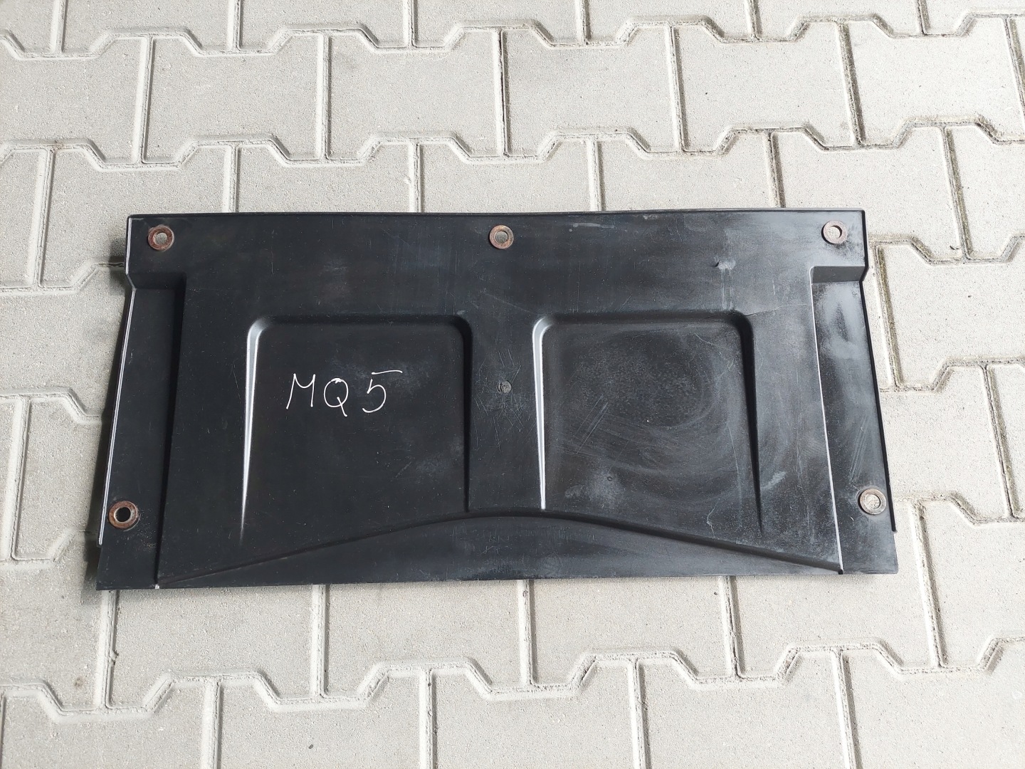 cover below engine 067960100 MASERATI QUATTROPORTE V 4.2 V8 2007