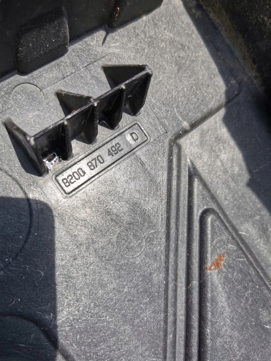 RENAULT KANGOO II držač držač akumulatora 8200870492D