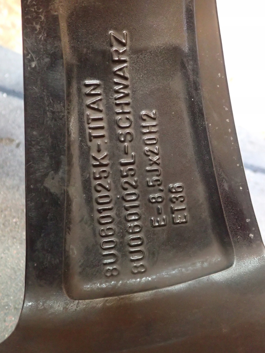 disk hliníkový AUDI Q3 20" 5X112 8,5J ET36