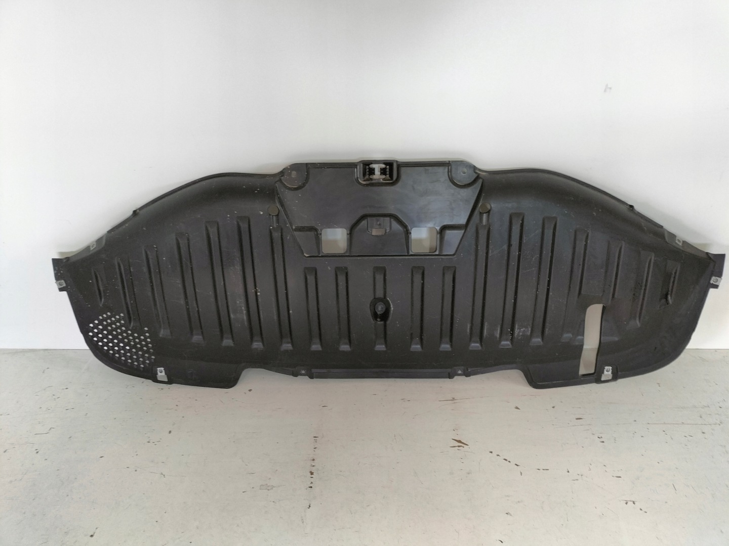 cover cover below bumper rear part AUDI Q4 E-TRON 22