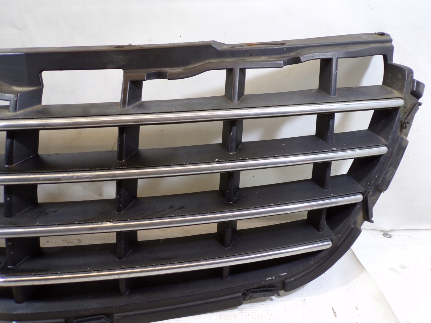 grill grille radiator CHRYSLER PACYFICA