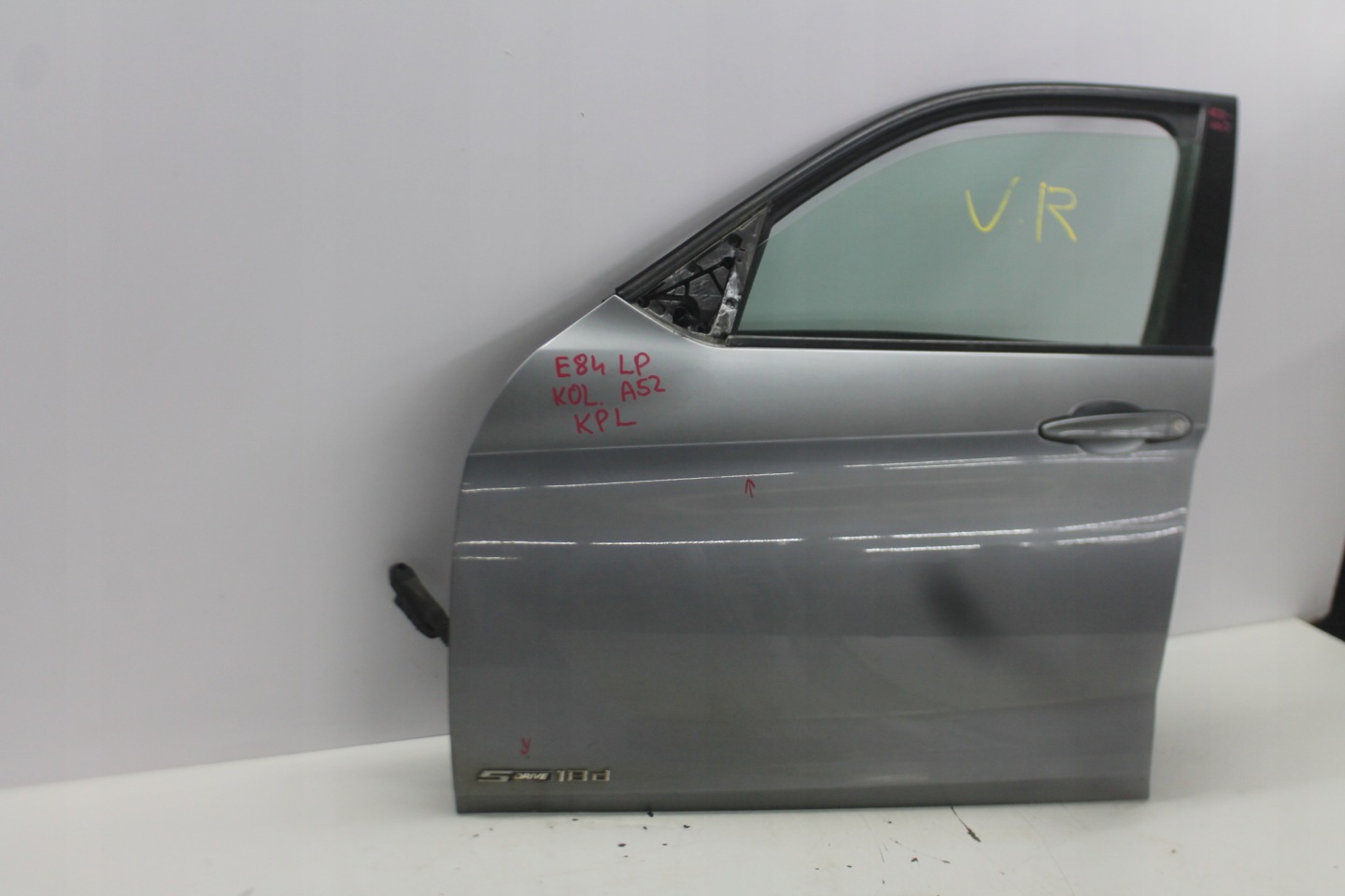 door left front left front BMW X1 E84 of wheels. A52 09-15