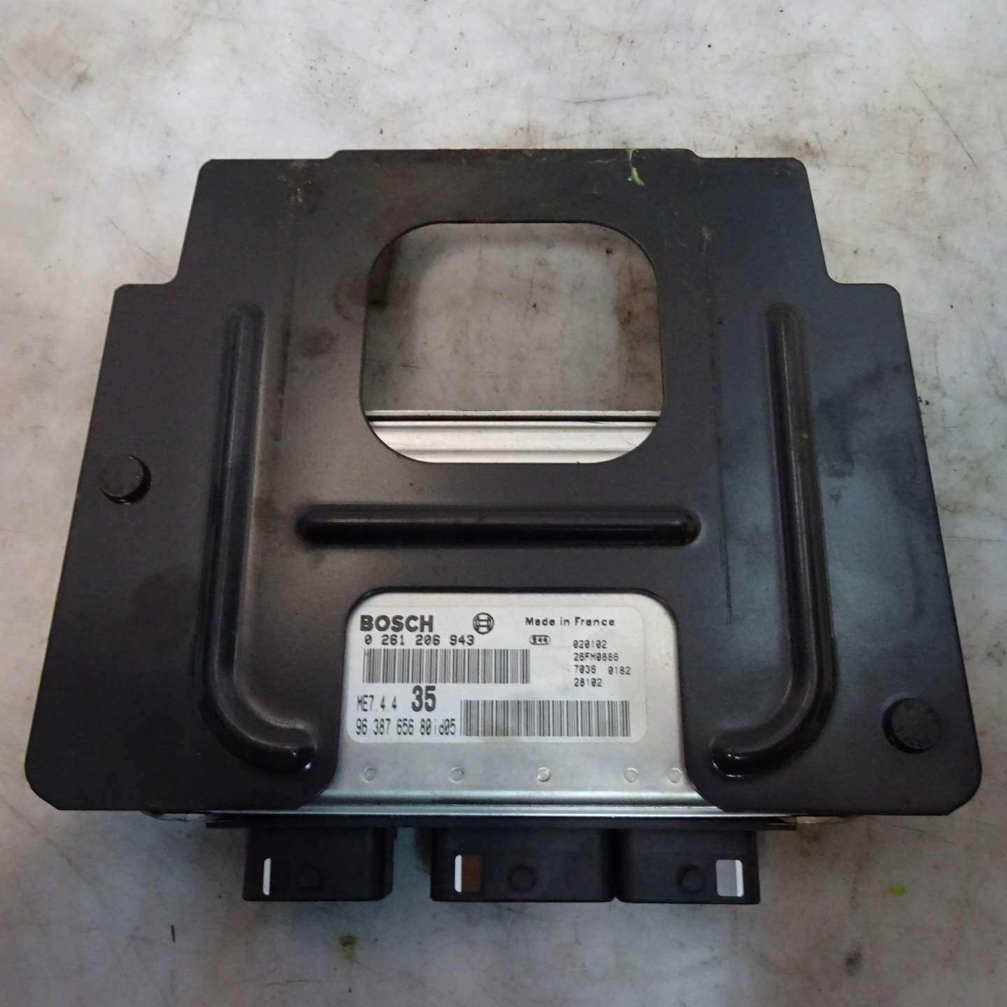PEUGEOT 307 1.6B control unit of the engine 0261206943