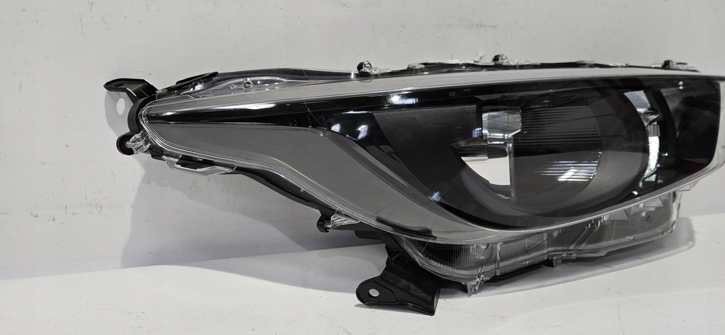 light right front TOYOTA YARIS IV 20- original H0-6EU