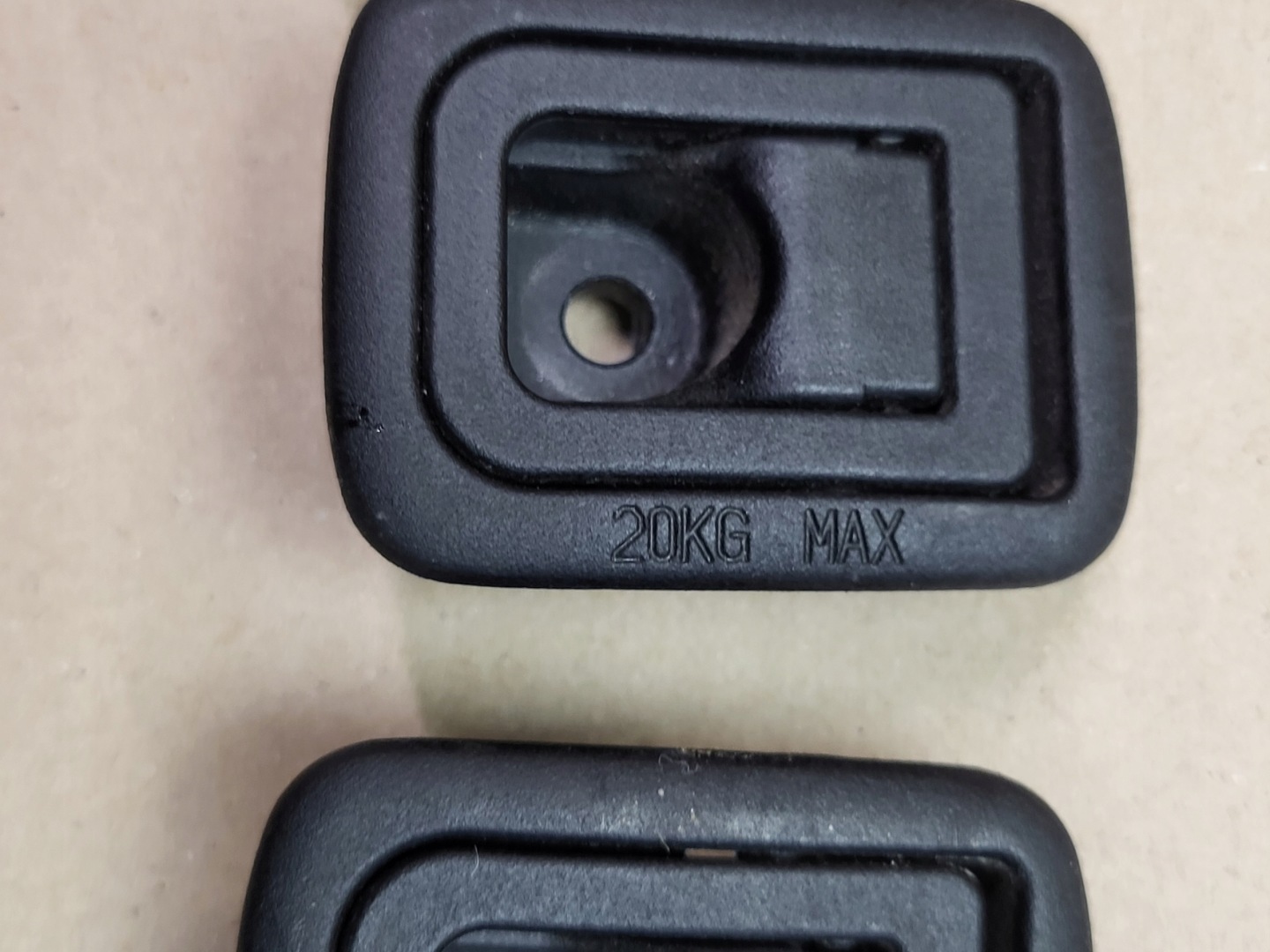 Supporto per UBRANIA HACZYK CIELO INTERNO MITSUBISHI OUTLANDER III 3 OE nero