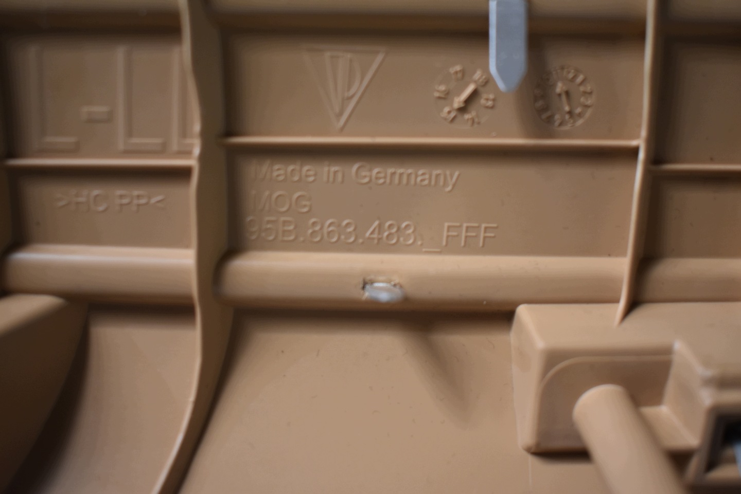 IDEALNA cover cap threshold front front left PORSCHE MACAN 1