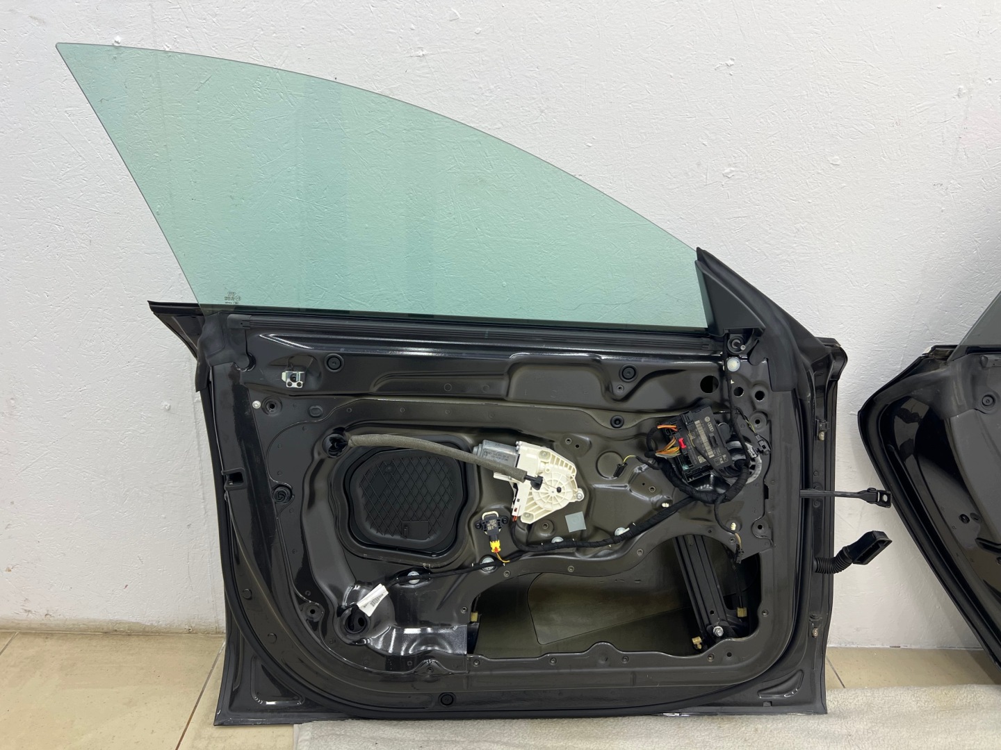 AUDI A7 C7 4G8 door left left front colour: LX7U nice complete EUROPA