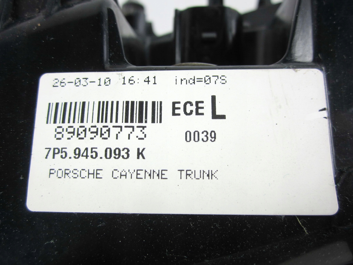 light rear rear part left bonnet Porsche Cayenne S II 958 7P5 92A