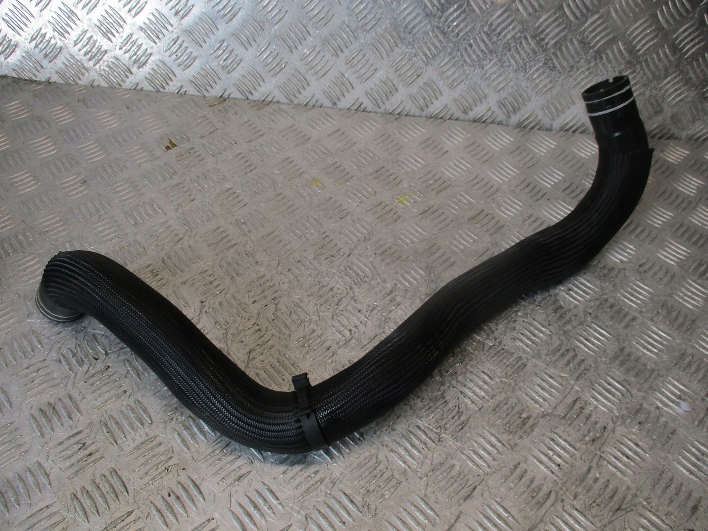 pipe hose MASERATI LEVANTE 3,0D