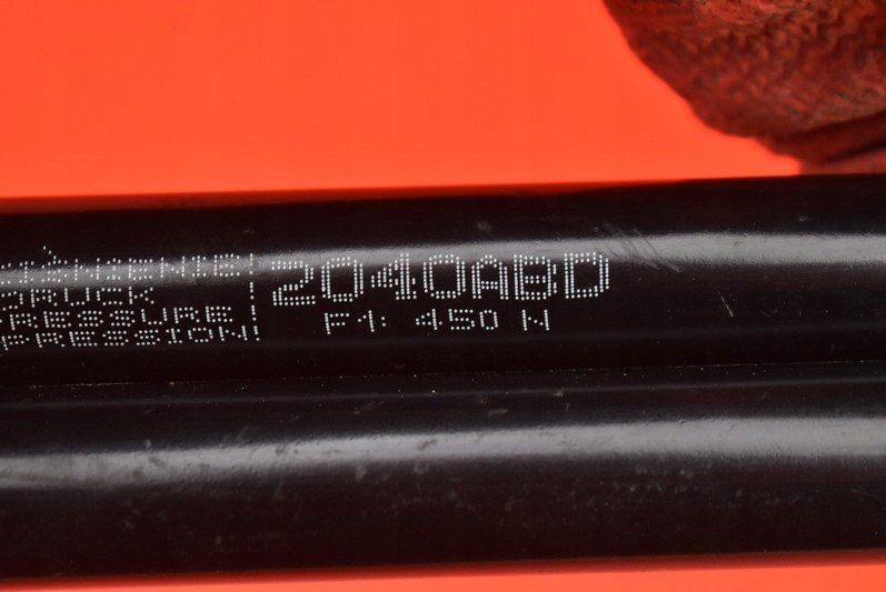Dämpfer SILOWNIKI heckklappe 2040ABD BMW E91 08-13
