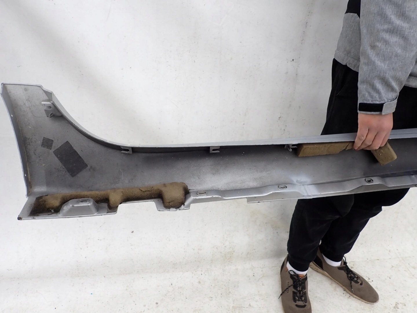 JAGUAR XF and 1 X250 07-15 threshold left moulding threshold left