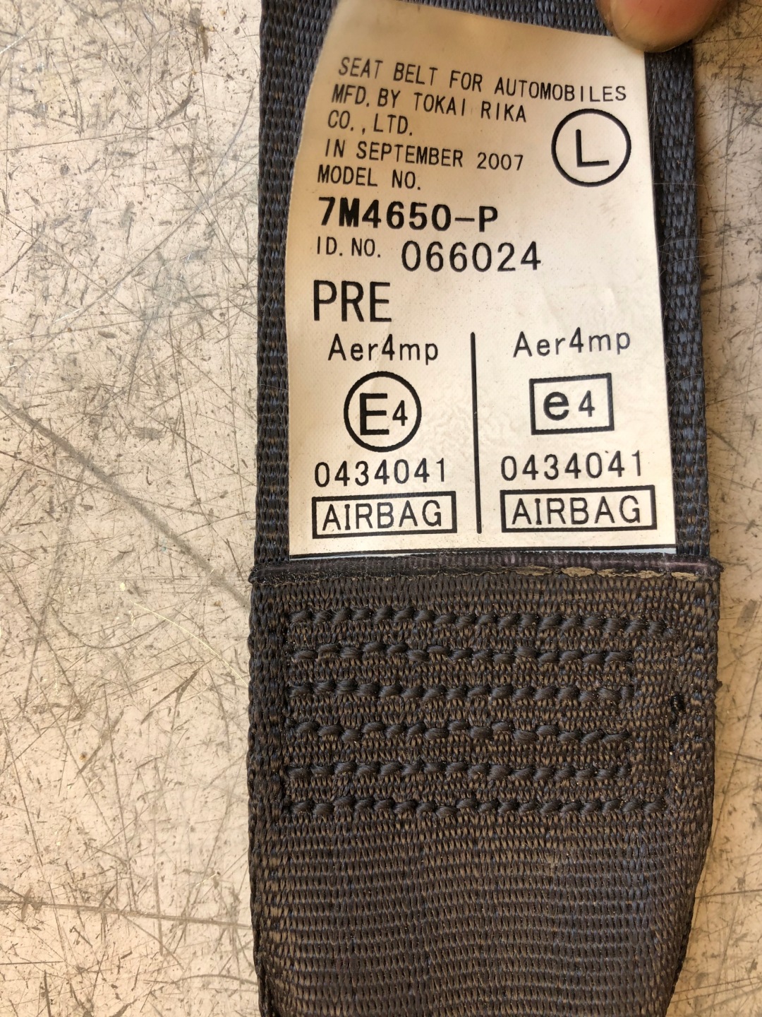 SIRION II tension belt safety left front 7M4650-P