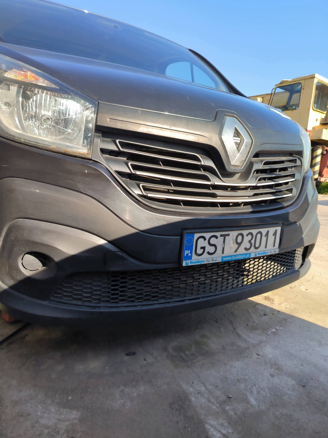bumper front TED68 RENAULT TRAFIC III