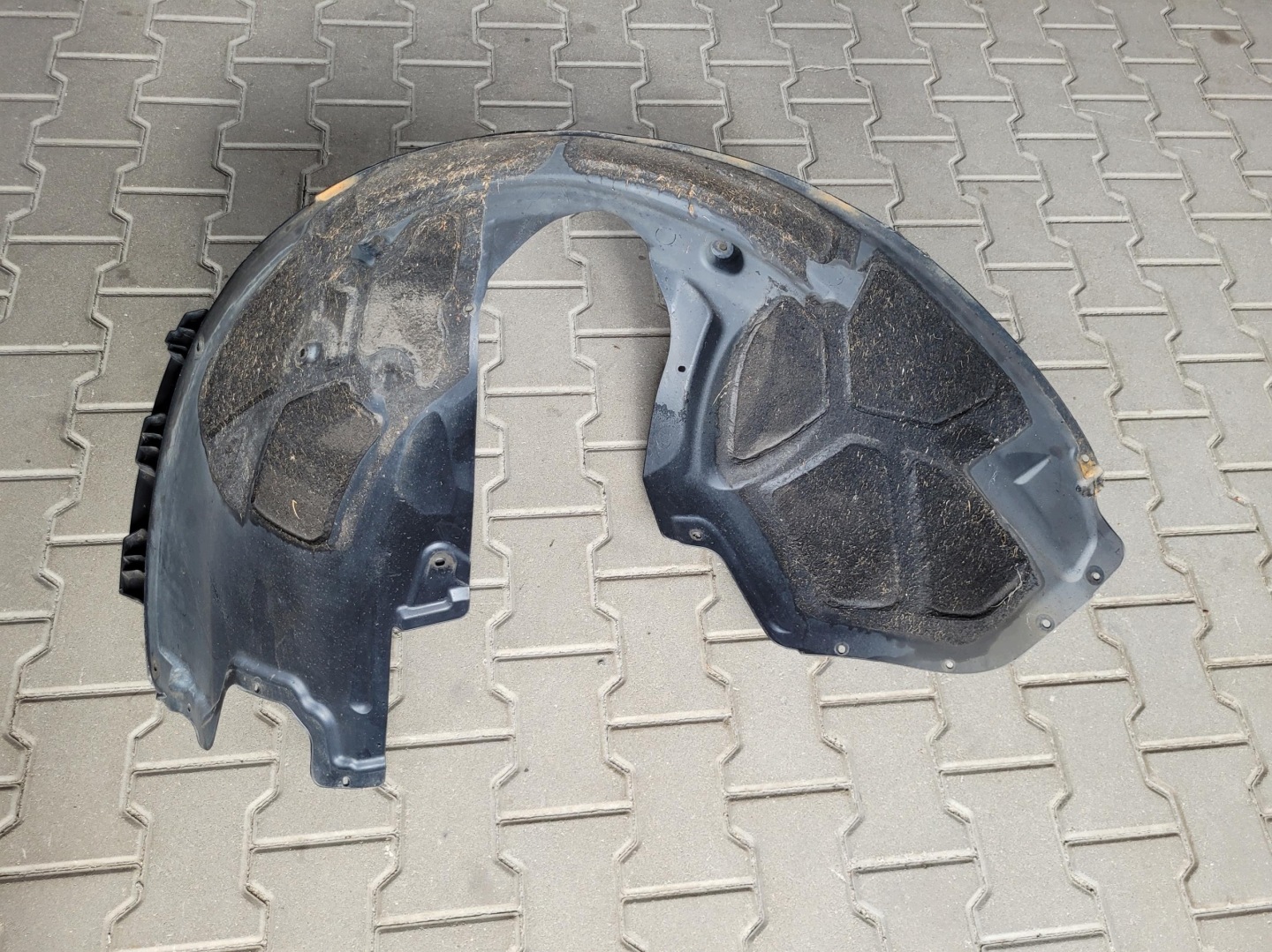 mudguard front right front right 68084289AE CHRYSLER 300C II LANCIA THEMA